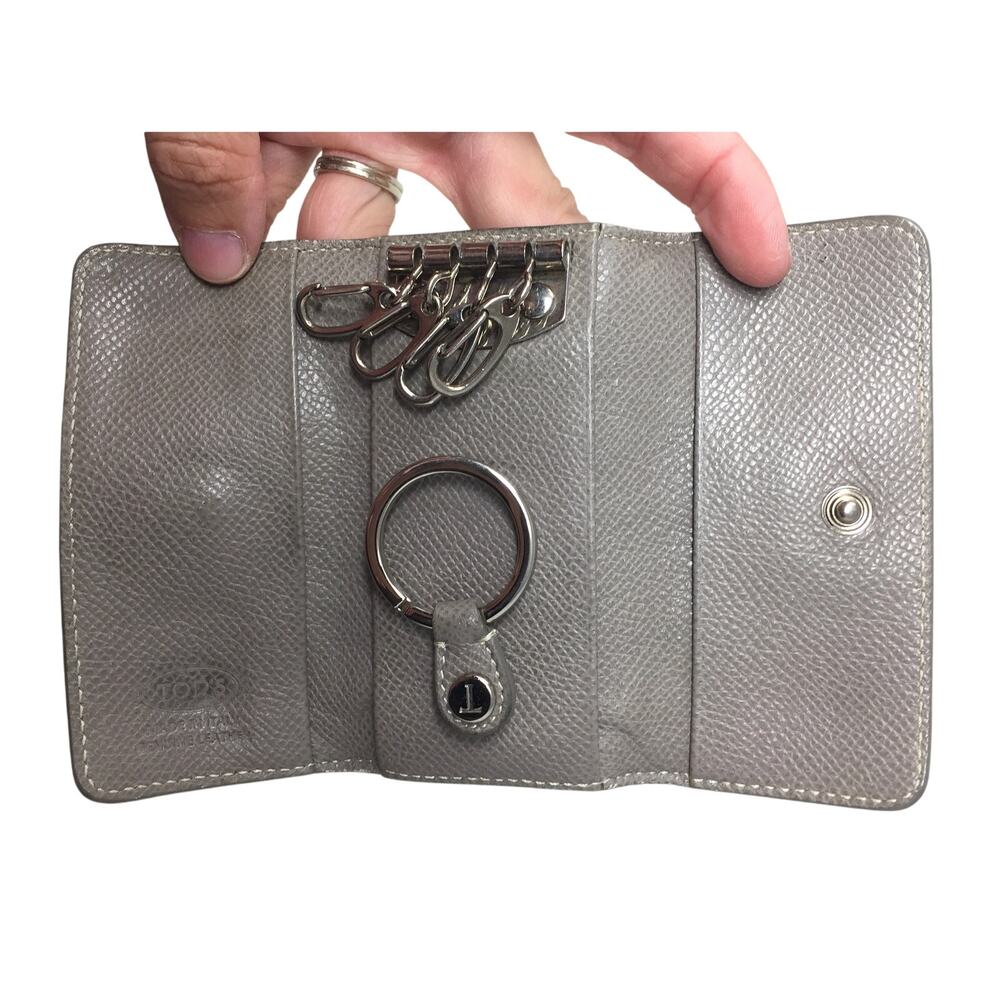 TOD'S 5 Key Keyholder Wallet - Beige/Gray Pebbled Leather - Picture 4 of 10